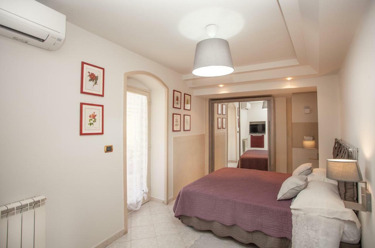 Casa Rosaria Appartement Taormina Buitenkant foto